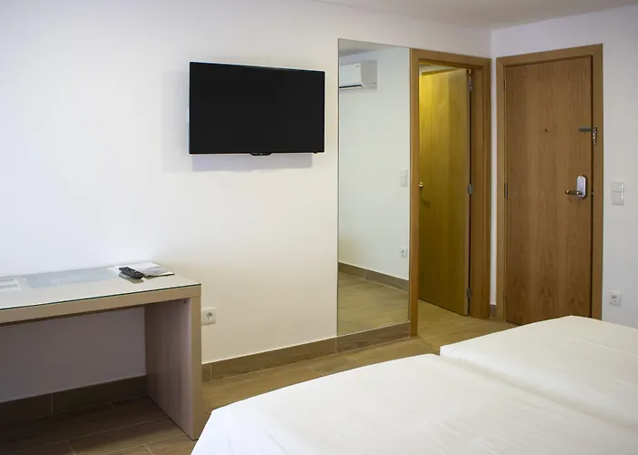 3 São João da Madeira